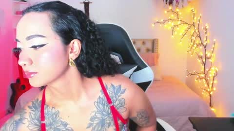 Lena  online show from May 18, 2026, 9:09 pm