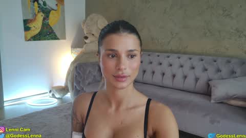 Snapshot of lenna_godess chatting on October 23, 2025, 5:29 am Lenna Goddess online show from October 23, 2025, 5:29 am