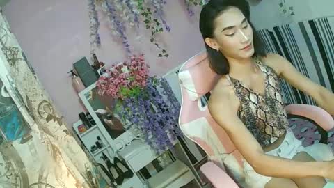 Snapshot of lennonxshit chatting on February 26, 2025, 3:30 pm JANE online show from February 26, 2025, 3:30 pm