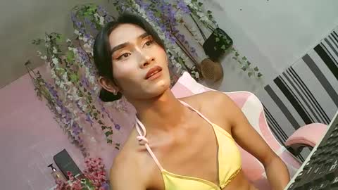 Snapshot of lennonxshit chatting on March 3, 2025, 10:20 pm JANE online show from March 3, 2025, 10:20 pm