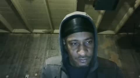 Snapshot of leo199984 chatting on February 12, 2026, 3:45 am leo199984 online show from February 12, 2026, 3:45 am