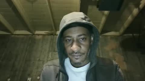 Snapshot of leo199984 chatting on February 13, 2026, 3:46 am leo199984 online show from February 13, 2026, 3:46 am