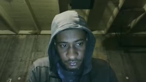 Snapshot of leo199984 chatting on March 19, 2026, 2:37 am leo199984 online show from March 19, 2026, 2:37 am