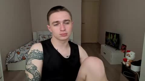 Snapshot of leo__miller chatting on July 9, 2026, 3:38 pm LEO online show from July 9, 2026, 3:38 pm
