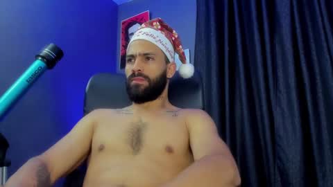 Snapshot of leo_diaz01 chatting on December 10, 2024, 4:13 am Leo Diaz online show from December 10, 2024, 4:13 am