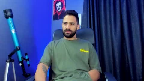 Snapshot of leo_diaz01 chatting on February 22, 2025, 2:30 pm Leo Diaz online show from February 22, 2025, 2:30 pm