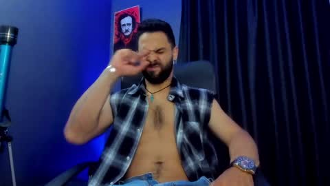 Snapshot of leo_diaz01 chatting on February 27, 2025, 11:15 pm Leo Diaz online show from February 27, 2025, 11:15 pm