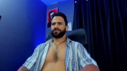 Snapshot of leo_diaz01 chatting on March 4, 2025, 7:30 am Leo Diaz online show from March 4, 2025, 7:30 am