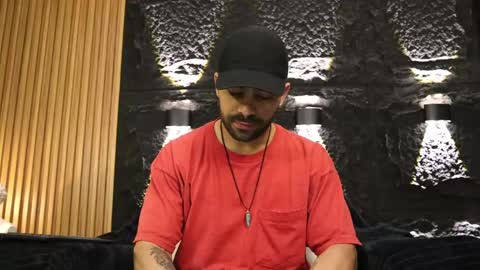 Leo  Diaz online show from May 2, 2026, 7:52 pm