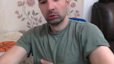 Leo Gianni online show from May 14, 2026, 10:44 am