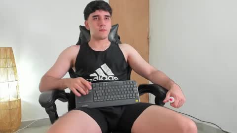 Leo Jones online show from June 10, 2026, 12:22 am