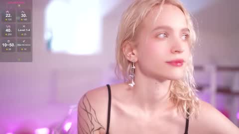 Snapshot of leo_lulu chatting on October 29, 2025, 9:22 am Ashly online show from October 29, 2025, 9:22 am