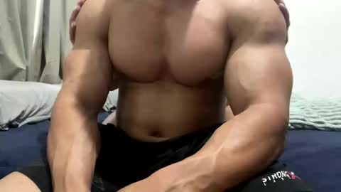 Snapshot of leo_mel291 chatting on September 21, 2025, 7:48 pm leo_mel291 online show from September 21, 2025, 7:48 pm