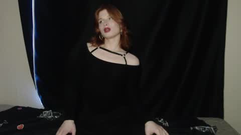 Snapshot of leo_redhead chatting on June 24, 2026, 6:07 pm leo_redhead online show from June 24, 2026, 6:07 pm