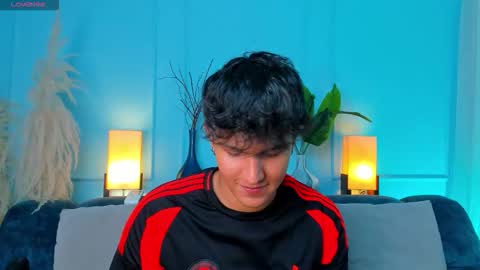 Snapshot of leo_savage_ chatting on March 23, 2026, 3:32 am Leo online show from March 23, 2026, 3:32 am