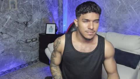 Leo independent model online show from September 19, 2025, 12:02 am