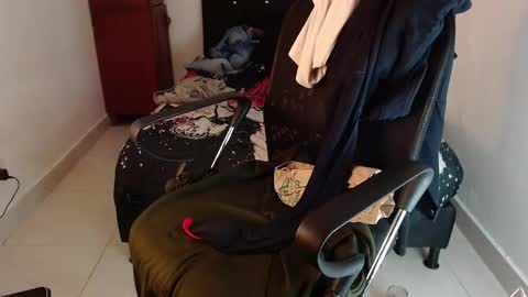 Snapshot of leobardostik chatting on March 8, 2026, 10:52 am leo online show from March 8, 2026, 10:52 am