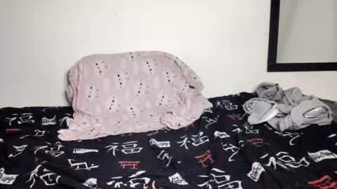 Snapshot of leohot24 chatting on January 6, 2025, 3:53 am leo online show from January 6, 2025, 3:53 am