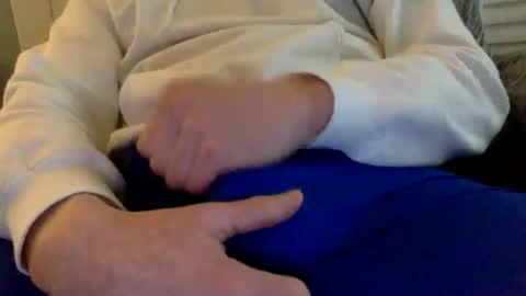 Snapshot of leoitis chatting on May 27, 2026, 6:38 pm Leo online show from May 27, 2026, 6:38 pm