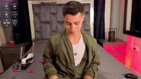 leomonnroe online show from July 11, 2026, 8:11 pm