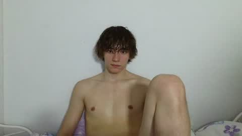 Leon online show from July 3, 2026, 10:27 pm