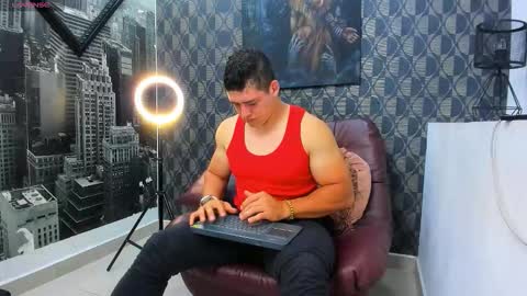 Leon Smoron online show from December 20, 2025, 1:45 am