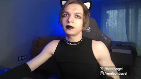 Leon online show from April 2, 2026, 1:53 pm