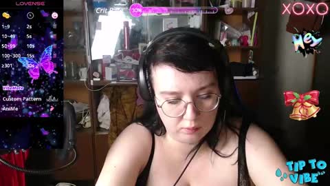 Snapshot of leona_harrison chatting on December 20, 2024, 7:50 pm Leona Harrison online show from December 20, 2024, 7:50 pm