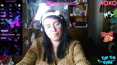 Snapshot of leona_harrison chatting on December 22, 2024, 3:22 pm Leona Harrison online show from December 22, 2024, 3:22 pm