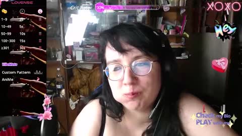Snapshot of leona_harrison chatting on February 15, 2025, 9:37 pm Leona Harrison online show from February 15, 2025, 9:37 pm