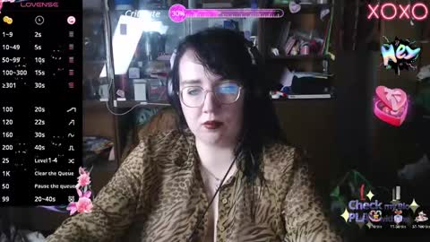 Snapshot of leona_harrison chatting on March 9, 2025, 7:26 pm Leona Harrison online show from March 9, 2025, 7:26 pm