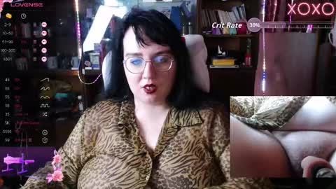 Snapshot of leona_harrison chatting on October 7, 2025, 4:20 am Leona Harrison online show from October 7, 2025, 4:20 am