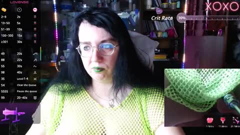 Snapshot of leona_harrison chatting on October 9, 2025, 3:15 am Leona Harrison online show from October 9, 2025, 3:15 am