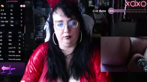 Snapshot of leona_harrison chatting on October 16, 2025, 12:33 am Leona Harrison online show from October 16, 2025, 12:33 am