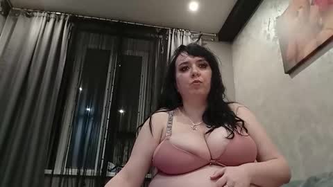 Snapshot of leona_harrison chatting on October 19, 2025, 5:57 pm Leona Harrison online show from October 19, 2025, 5:57 pm