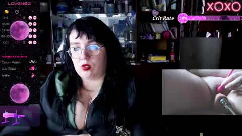 Snapshot of leona_harrison chatting on November 1, 2025, 7:49 pm Leona Harrison online show from November 1, 2025, 7:49 pm