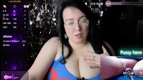 Snapshot of leona_harrison chatting on May 11, 2026, 11:02 pm Leona Harrison online show from May 11, 2026, 11:02 pm