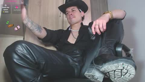 Snapshot of leonal_oconer chatting on October 21, 2025, 7:03 pm iam leonal online show from October 21, 2025, 7:03 pm