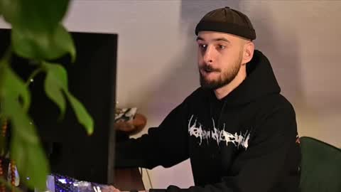 Leonardo online show from January 13, 2026, 5:51 pm