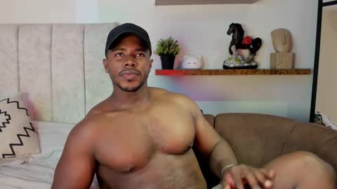 Snapshot of leonardo_jones1 chatting on February 8, 2026, 6:55 pm Leandro jones online show from February 8, 2026, 6:55 pm