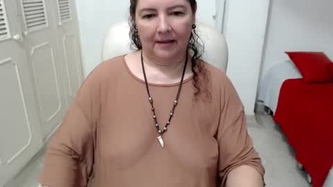 leonela   online show from June 14, 2026, 2:24 am