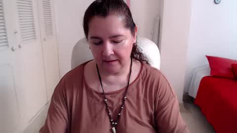 leonela   online show from June 14, 2026, 2:30 pm