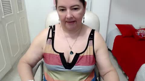 leonela   online show from June 15, 2026, 2:36 am