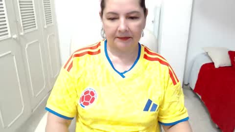leonela   online show from June 18, 2026, 9:09 am