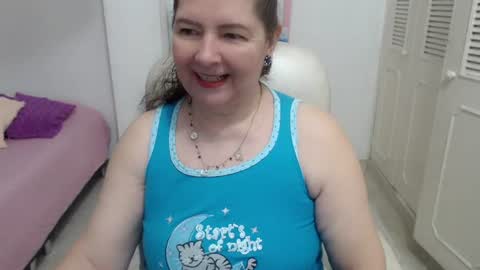 leonela   online show from July 1, 2026, 10:53 pm