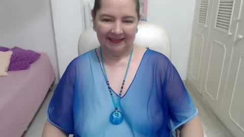 leonela   online show from July 7, 2026, 7:45 am