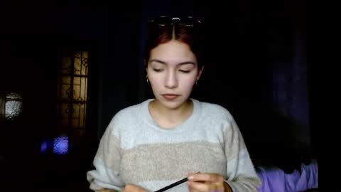 leonela  online show from October 23, 2025, 2:33 am