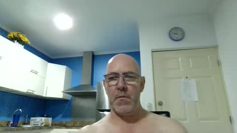 Snapshot of leonew71 chatting on October 5, 2025, 9:02 pm leonew71 online show from October 5, 2025, 9:02 pm