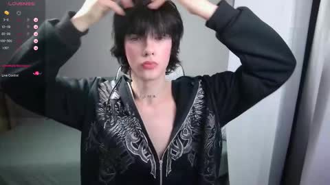 leonkissboy online show from February 19, 2026, 12:28 am