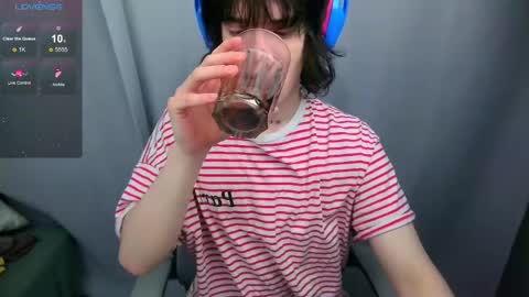 leonkissboy online show from May 30, 2026, 11:07 am